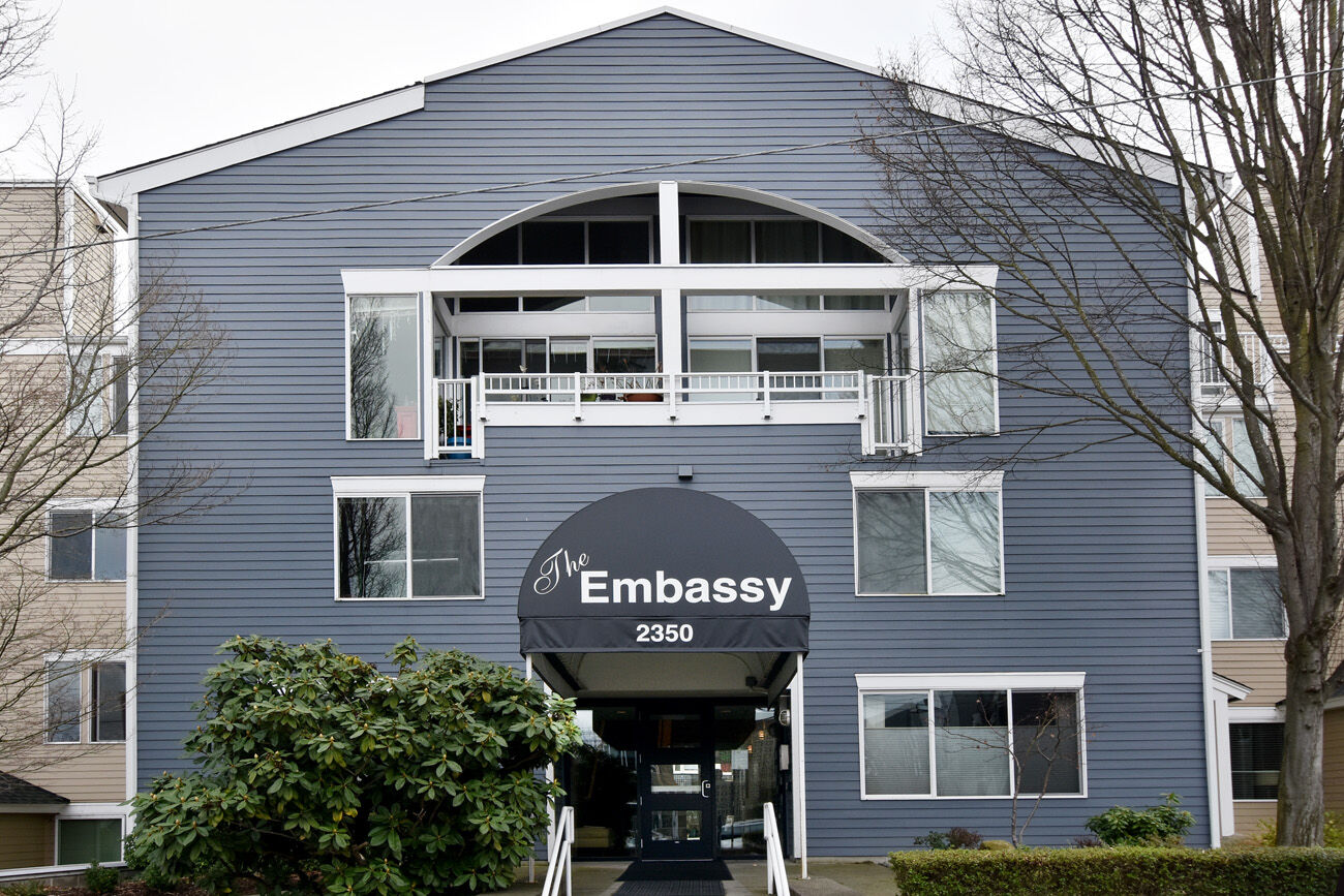 Property Photo:  2350 10th Ave E 208  WA 98102 