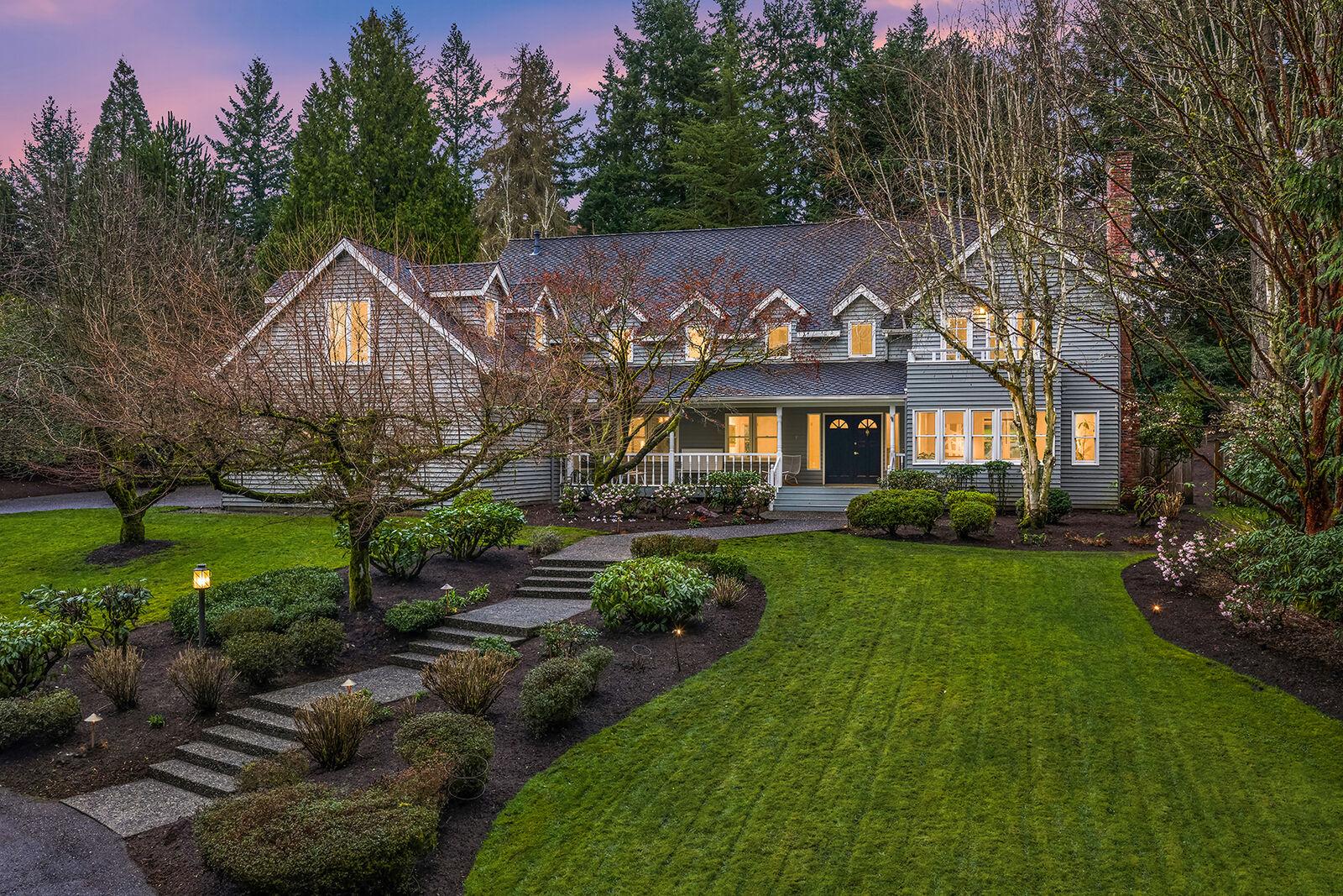 Property Photo:  2857  134th Avenue NE  WA 98005 