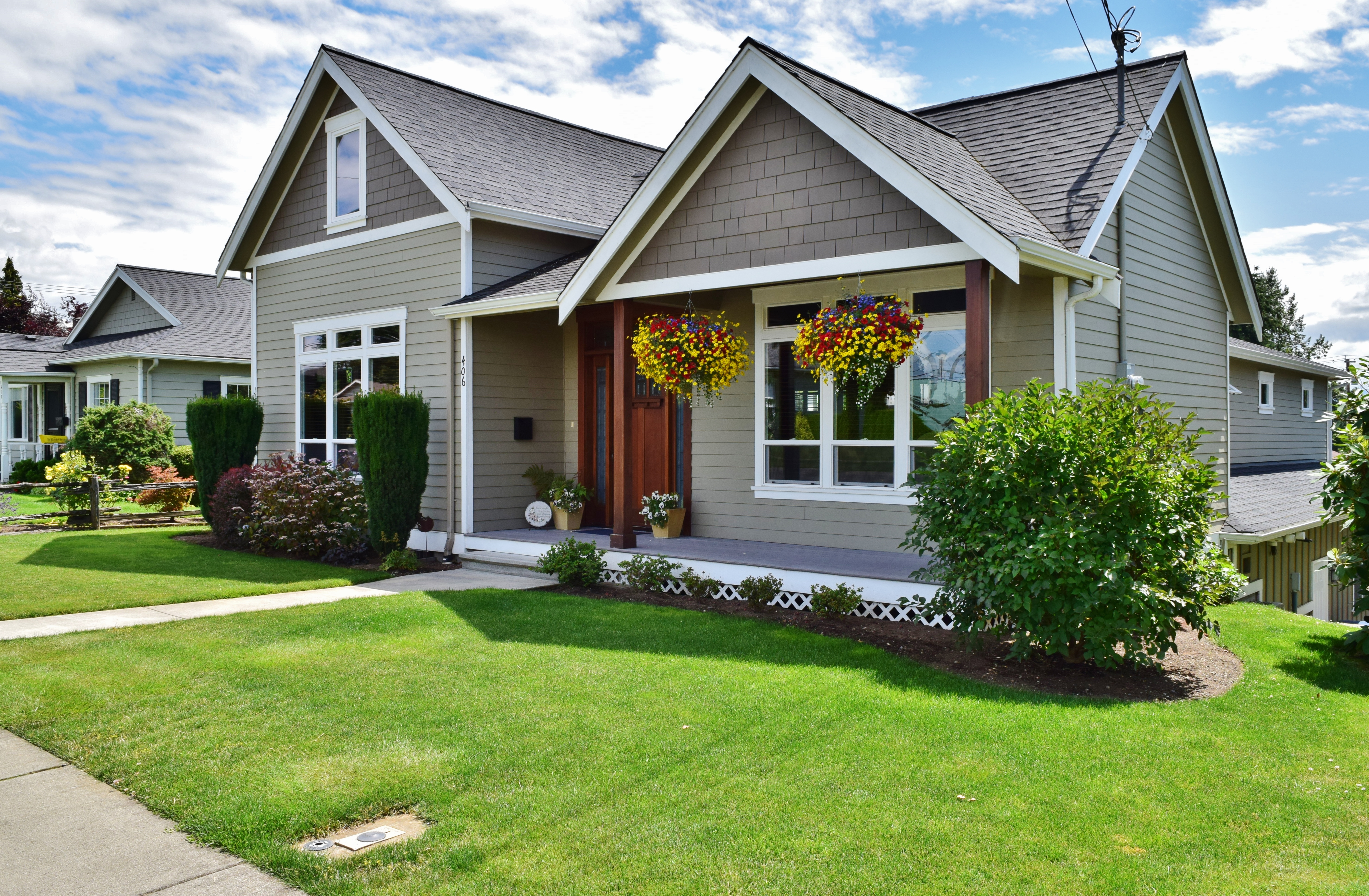 Property Photo: 406 E Grover St WA 98264