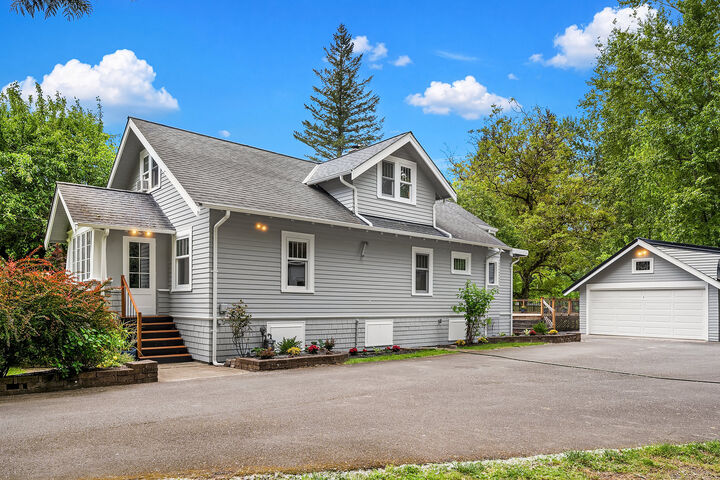 Property Photo: 8217 Mountain Avenue SE WA 98065