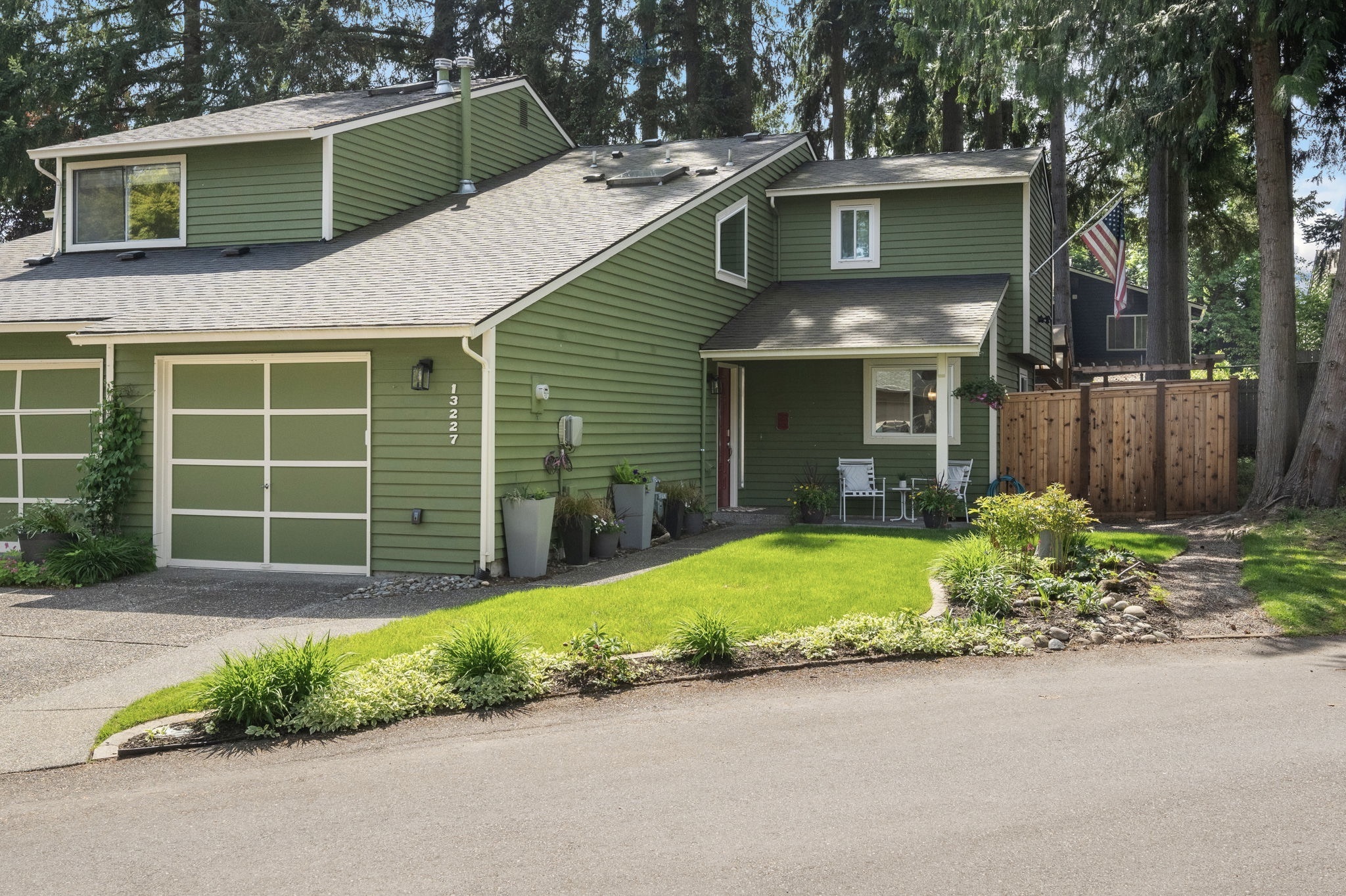 Property Photo: 13227 NE 139th Place WA 98034