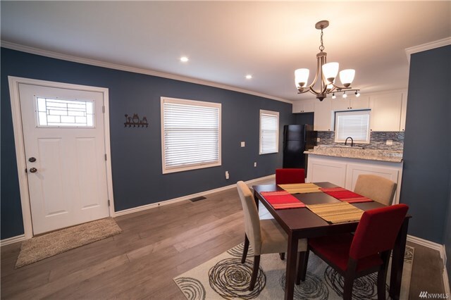 Property Photo: 6807 Highland Dr WA 98203