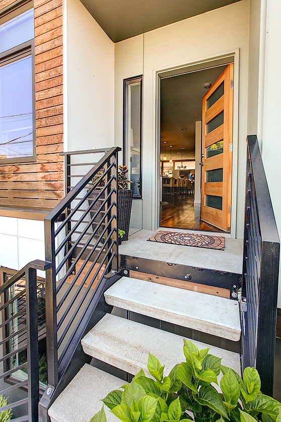 Property Photo:  3006 Alki Avenue  WA 98116 