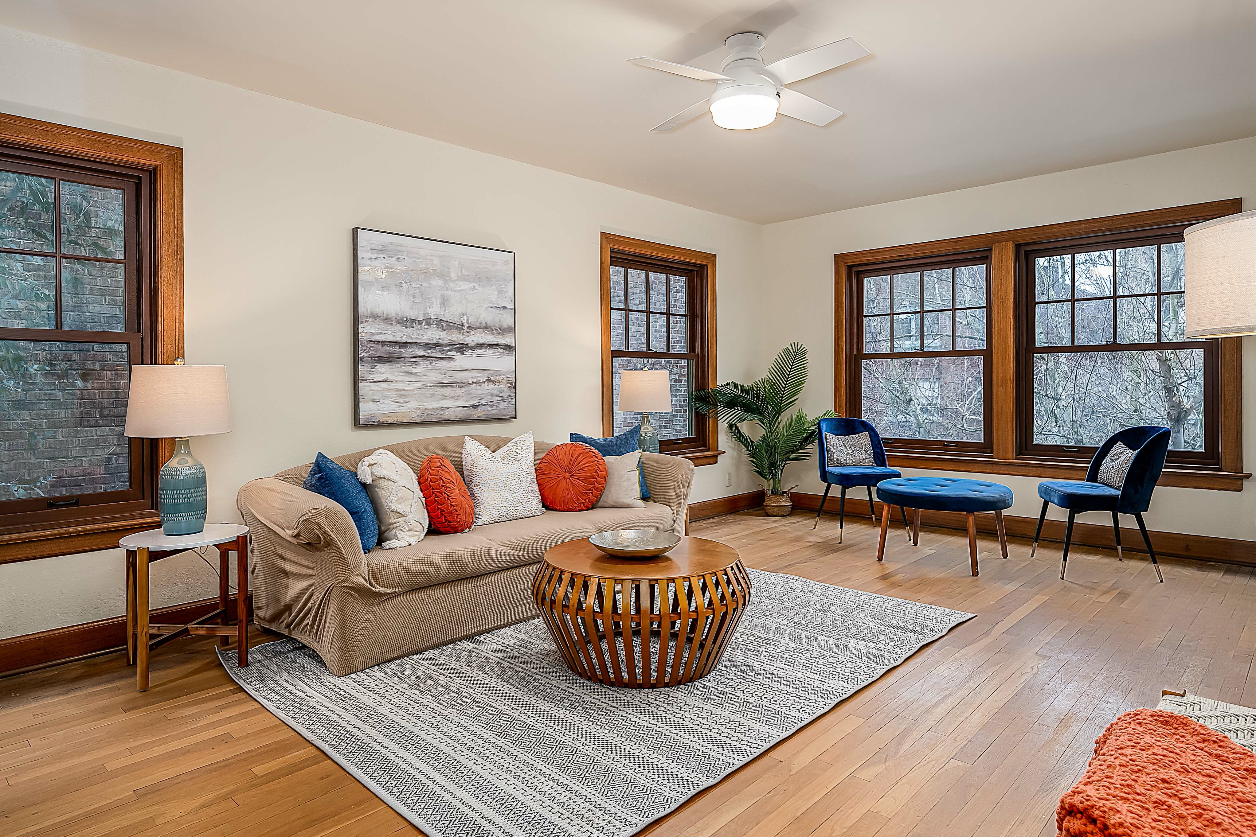 Property Photo: Living Room + Den 408 Bellevue Avenue E 202  WA 98102 