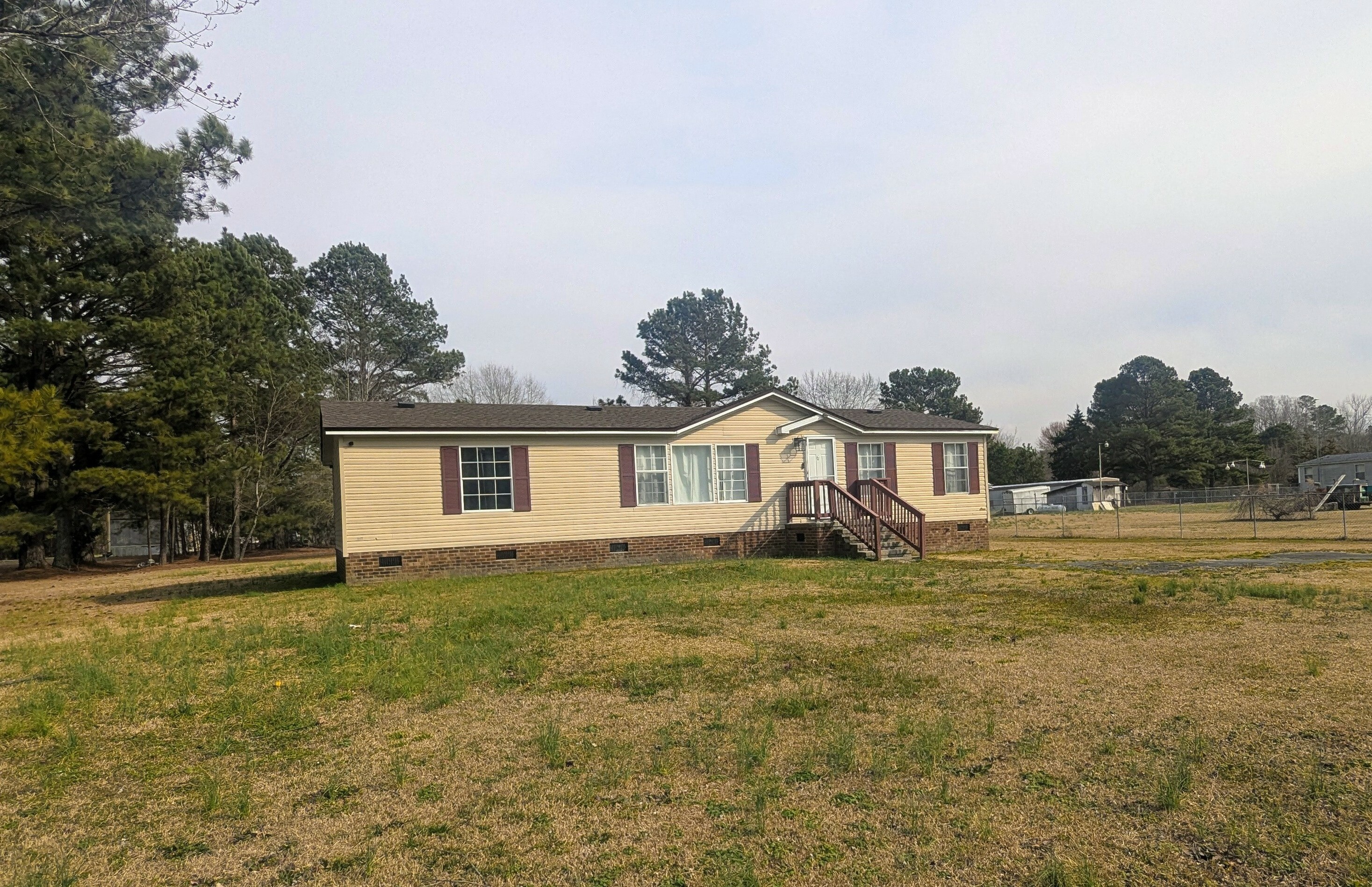 Property Photo:  82 Lone Oak Lane  NC 27801 