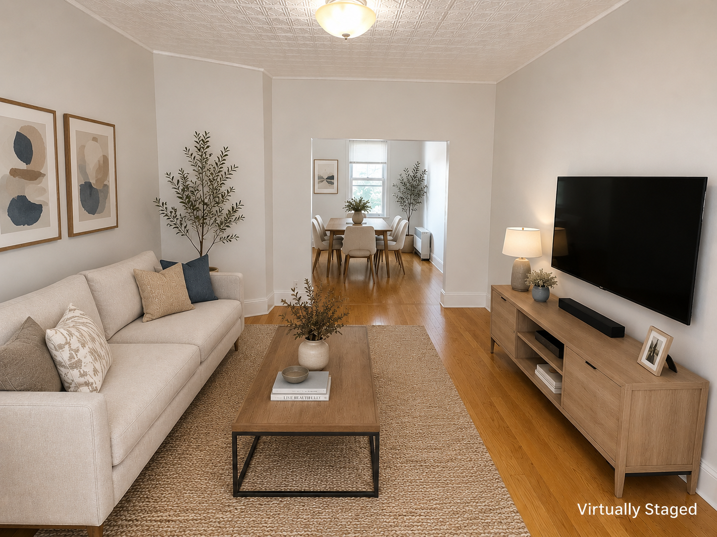 Property Photo:  