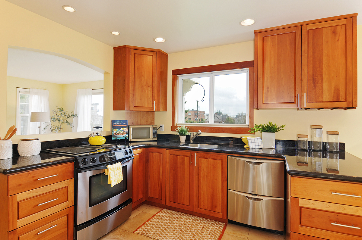 Property Photo: Living room, kitchen, dining 8024 Green Lake Dr N  WA 98103 