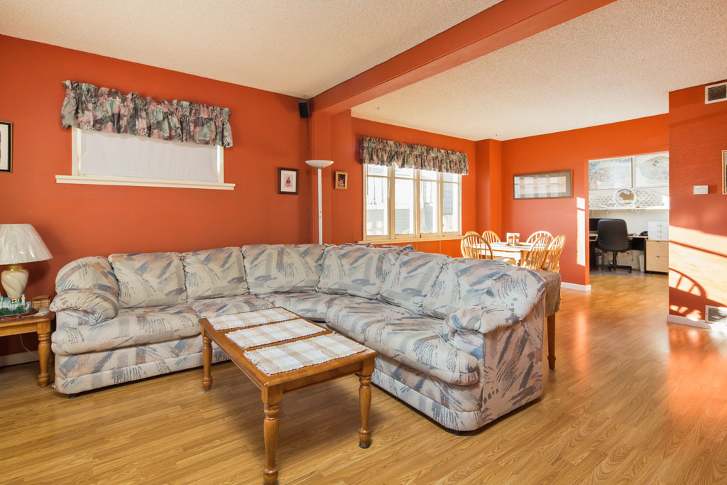 Property Photo: Main floor 1528 Maple St  WA 98201 