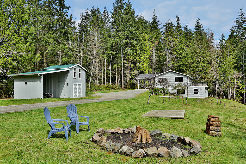 Property Photo: 2720 Dreamland Wy WA 98260