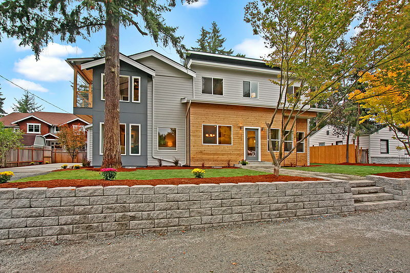 Property Photo:  1520 NE 107th St  WA 98125 