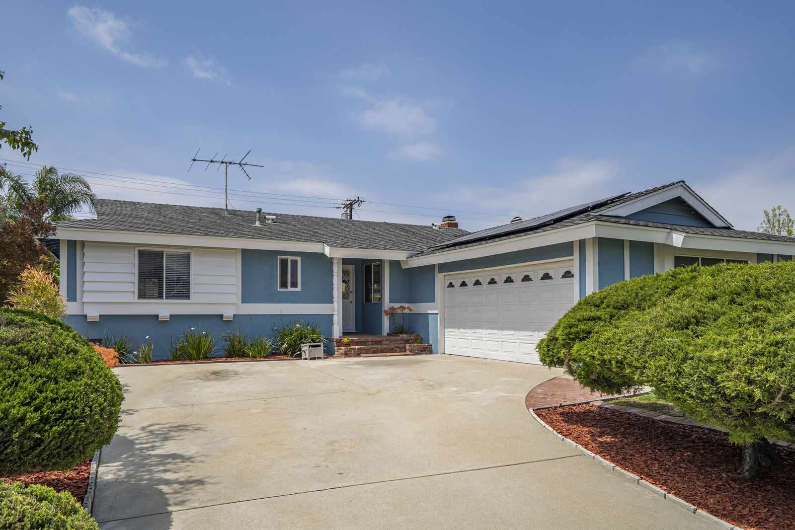 Property Photo:  12031 Cherry Street  CA 90720 