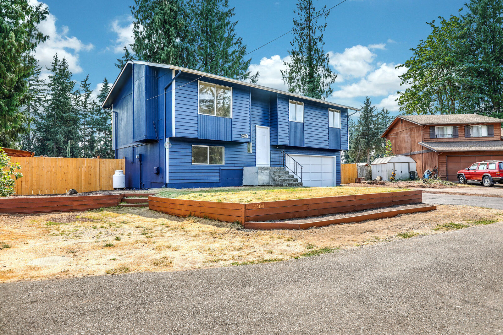 Property Photo:  9504 50th Ave NE  WA 98270 