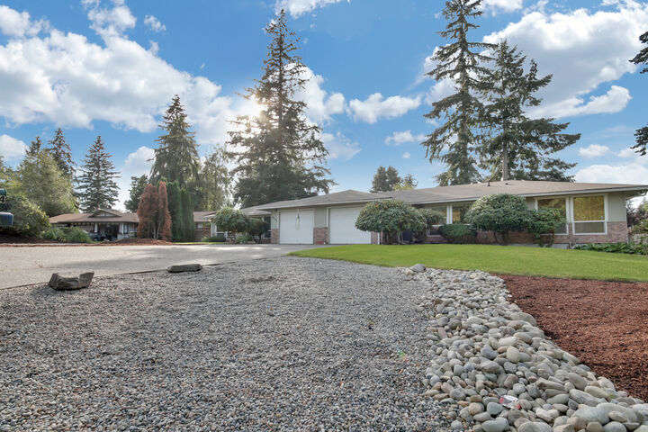 Property Photo:  4424 4426 76th Ave W  WA 98466 