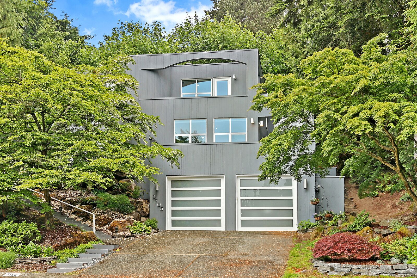 Property Photo:  3703 111th Ave NE  WA 98004 