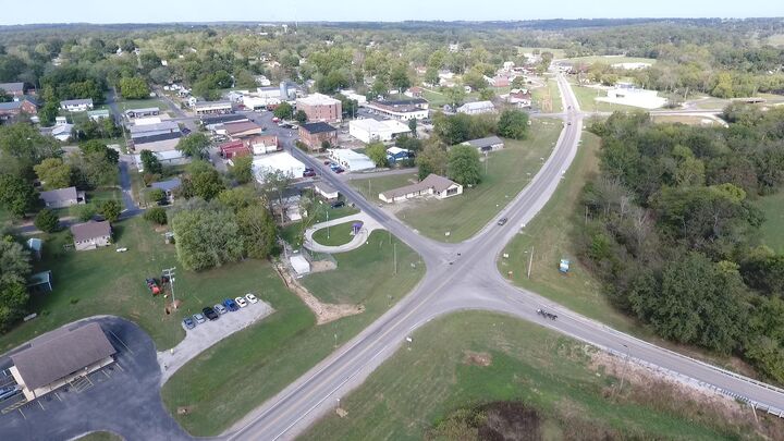 Property Photo:  105 Couch Street  MO 65606 