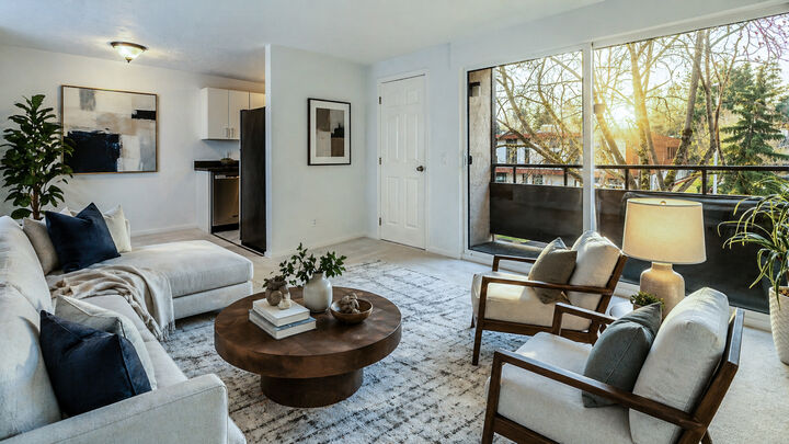 Property Photo:  2100 N 106th 307  WA 98133 