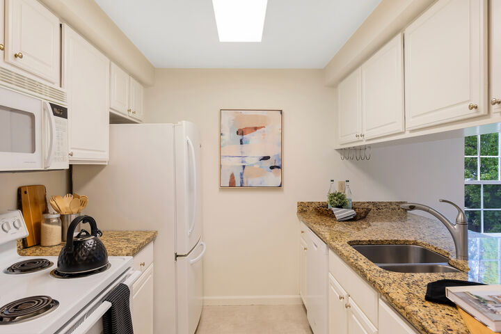Property Photo: 132 NE 95th Street B205 WA 98115