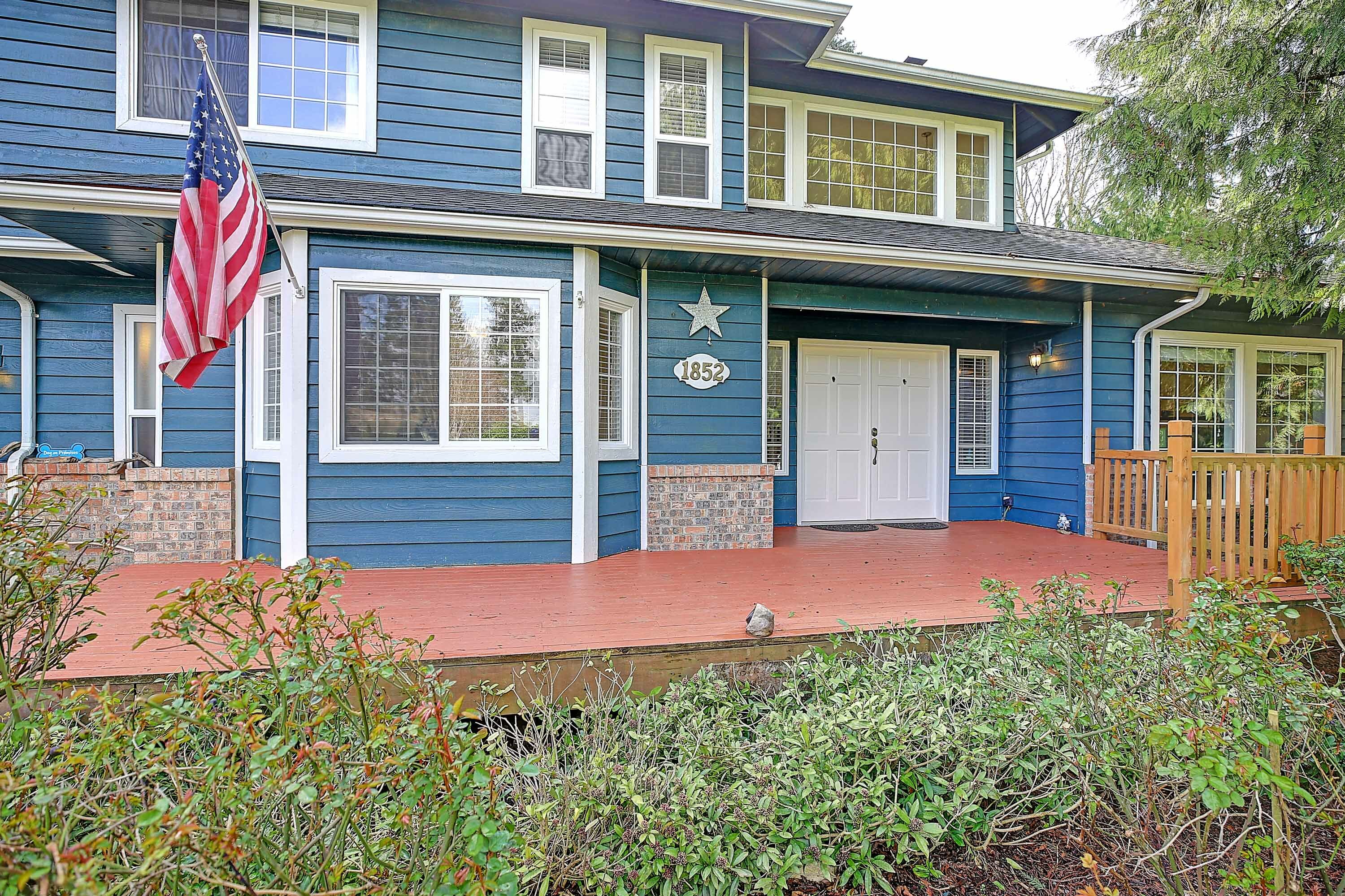 Property Photo:  1852 Elhardt St  WA 98282 