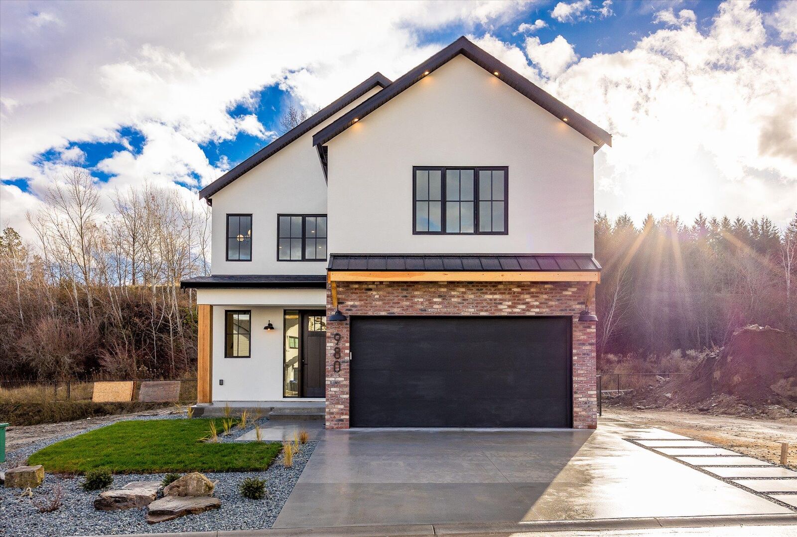 Photo de la propriété:  980 Bull Crescent  BC V1W 0E6 