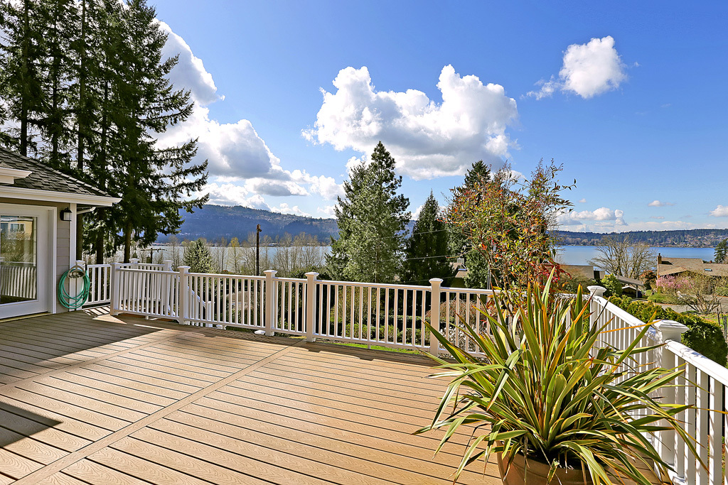 Property Photo: Exterior 3236 198th Place SE  WA 98075 