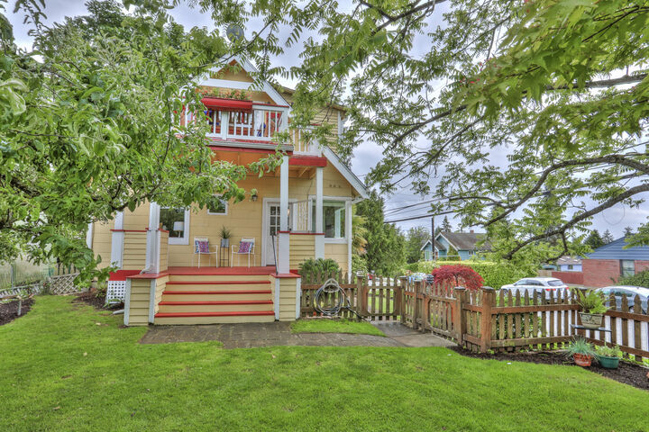 4800 S Mayflower St  Seattle WA 98118 photo