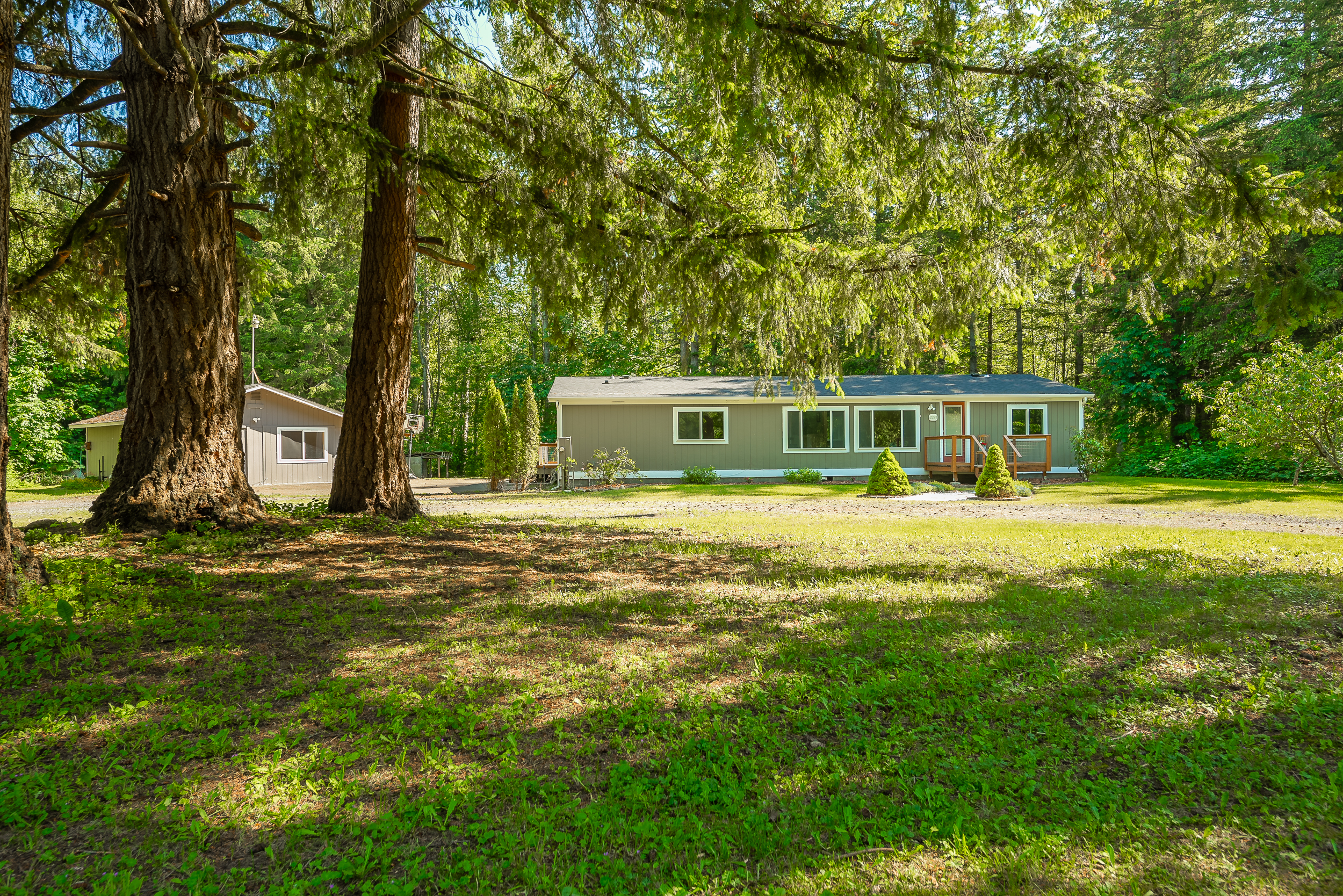 Property Photo:  2233 Childers Rd  WA 98247 