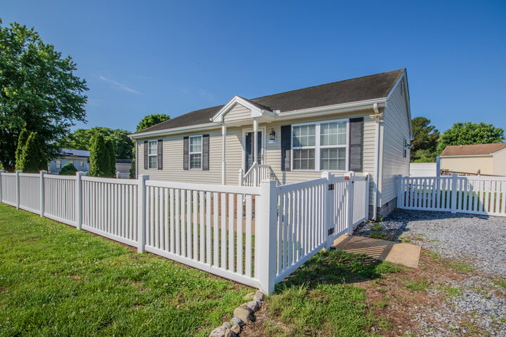 Property Photo:  11956 Robyn Lane  MD 21853 