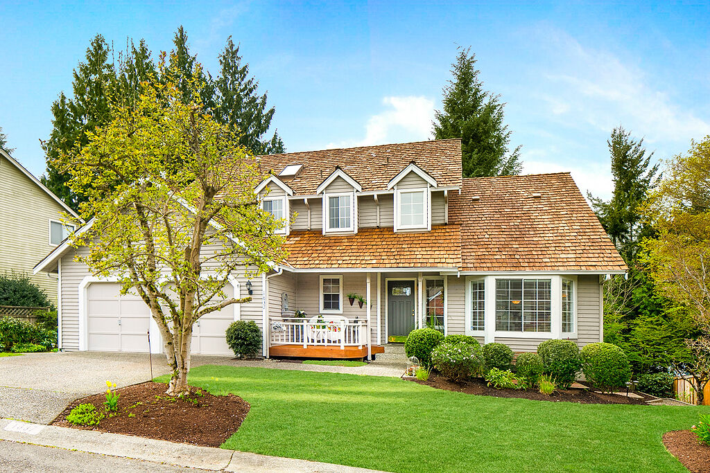 Property Photo: 1837 230th Ave NE WA 98074