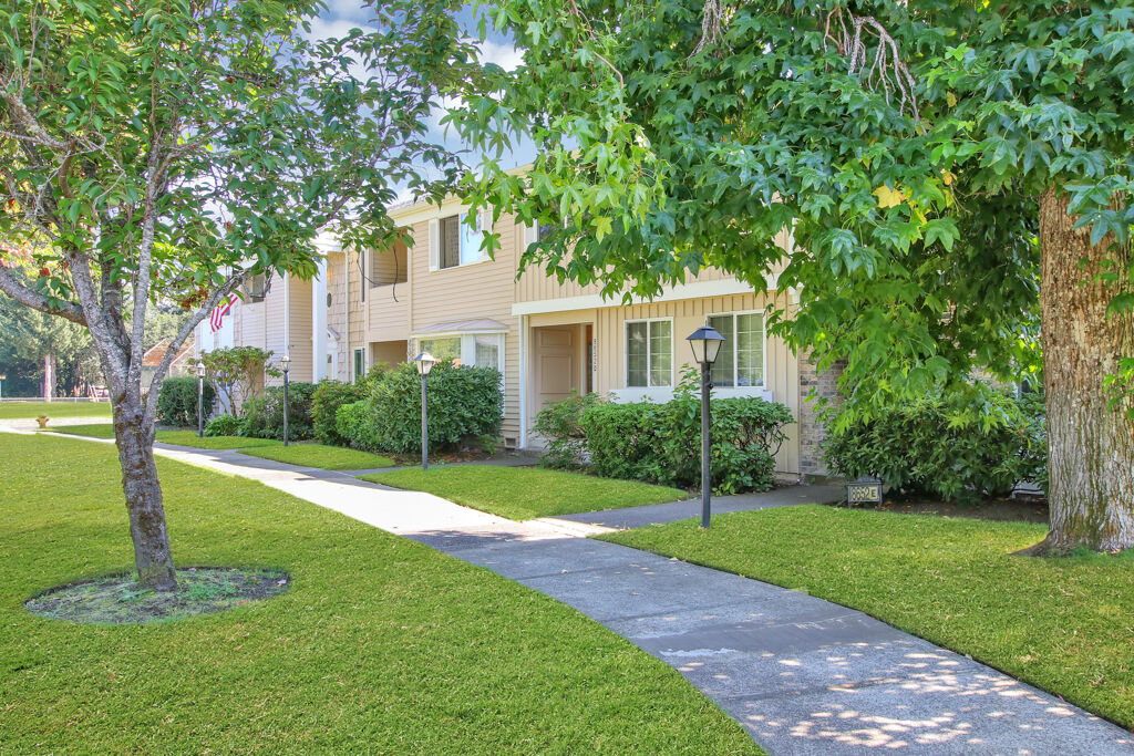 Property Photo: 8652 Onyx Dr SW D WA 98498
