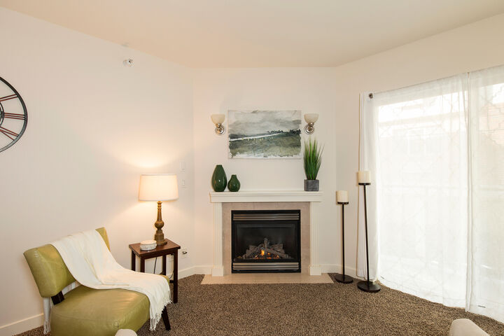 Property Photo: Living Room 2331 42nd Avenue SW 211 WA 98116