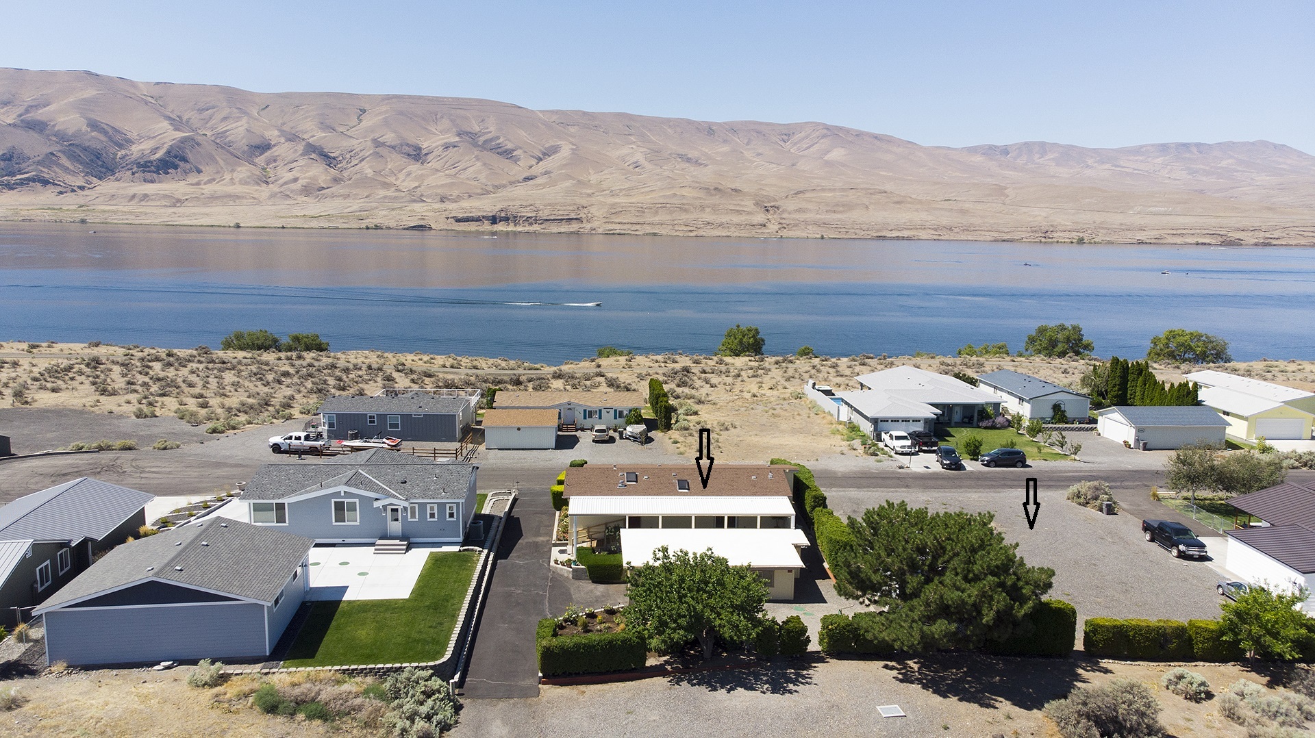 Property Photo:  305 Arrowhead Place SW  WA 99349 