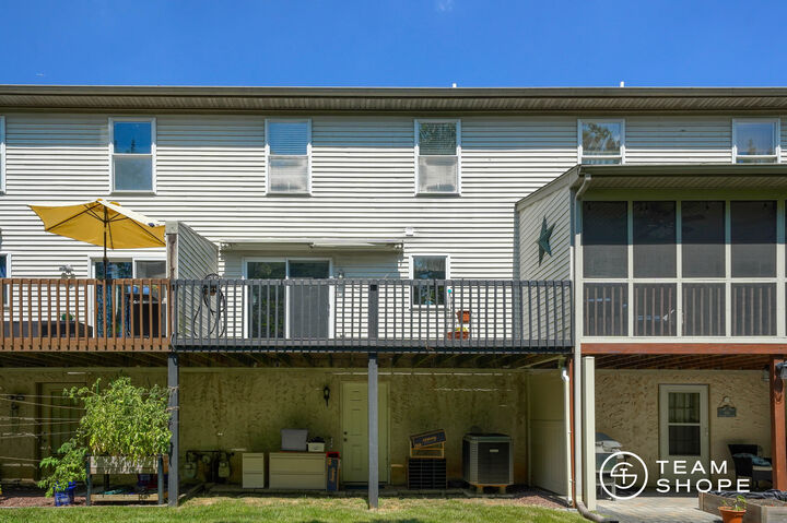 Property Photo: 164 Spruce Court PA 17003