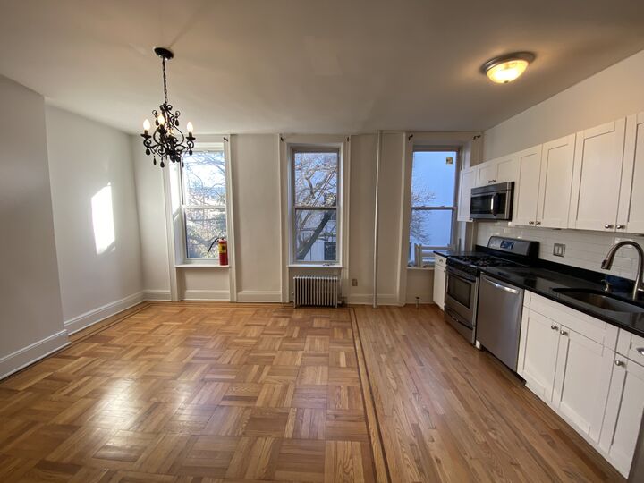 Property Photo: 493 Court St #2 NY 11231