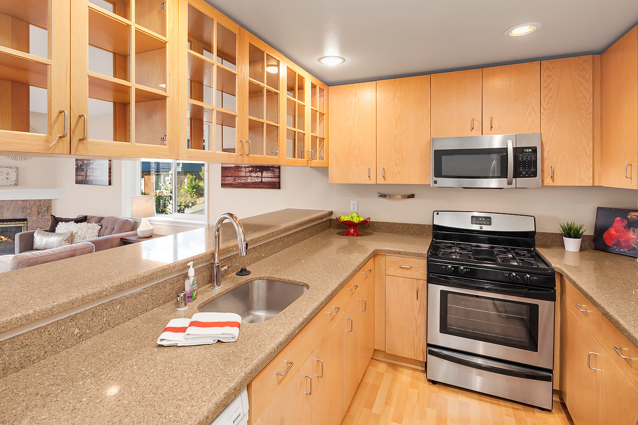 Property Photo: Kitchen 1926 Fairview Ave E 312  WA 98102 