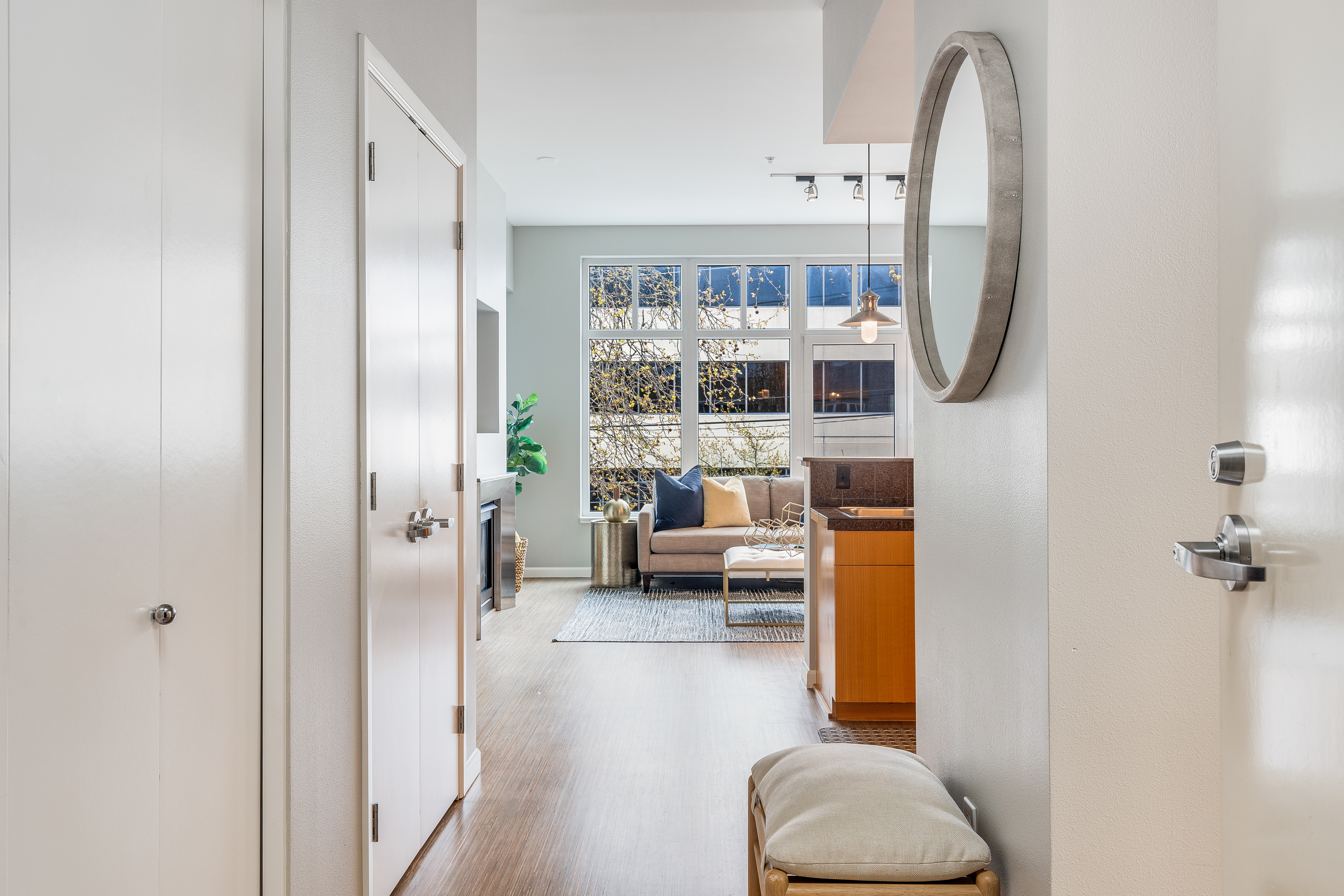 Property Photo: 17 W Mercer Street 307 WA 98119