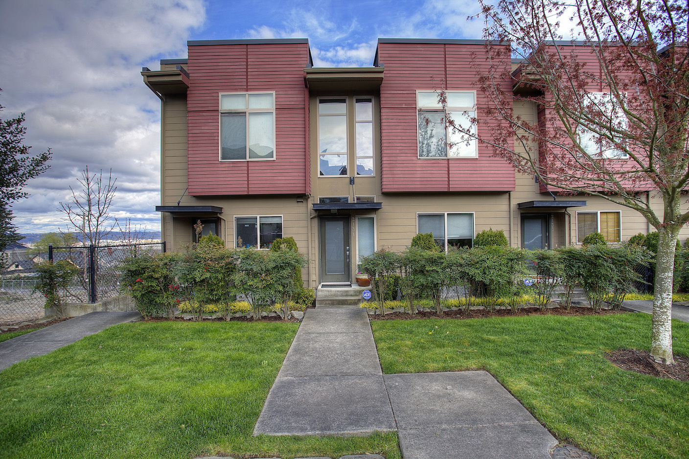 Property Photo:  2131 Yakima Ave  WA 98405 