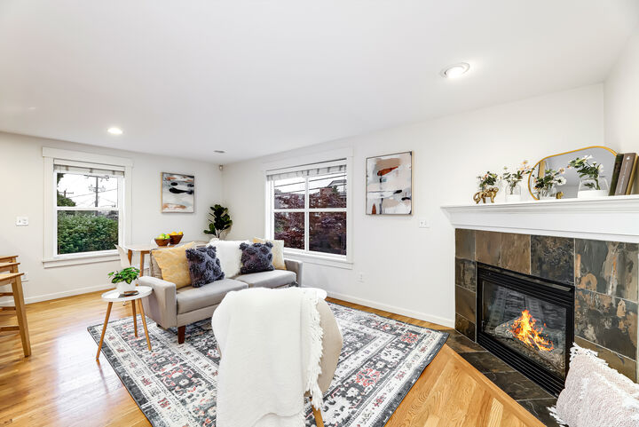 Property Photo: Interior 1508  12th Avenue S B  WA 98144 