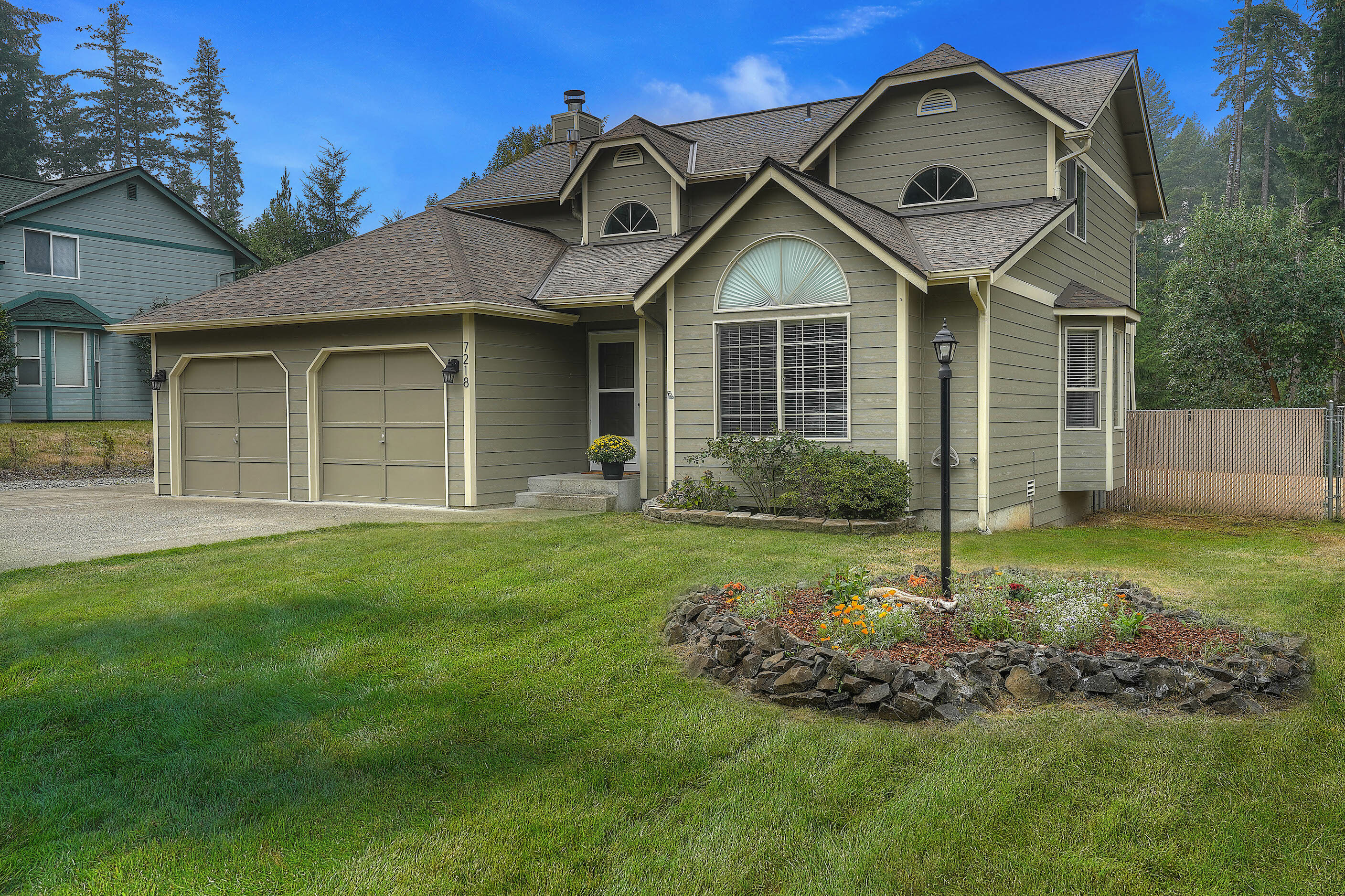 Property Photo:  7218 Bonnieville Place SE  WA 98367 