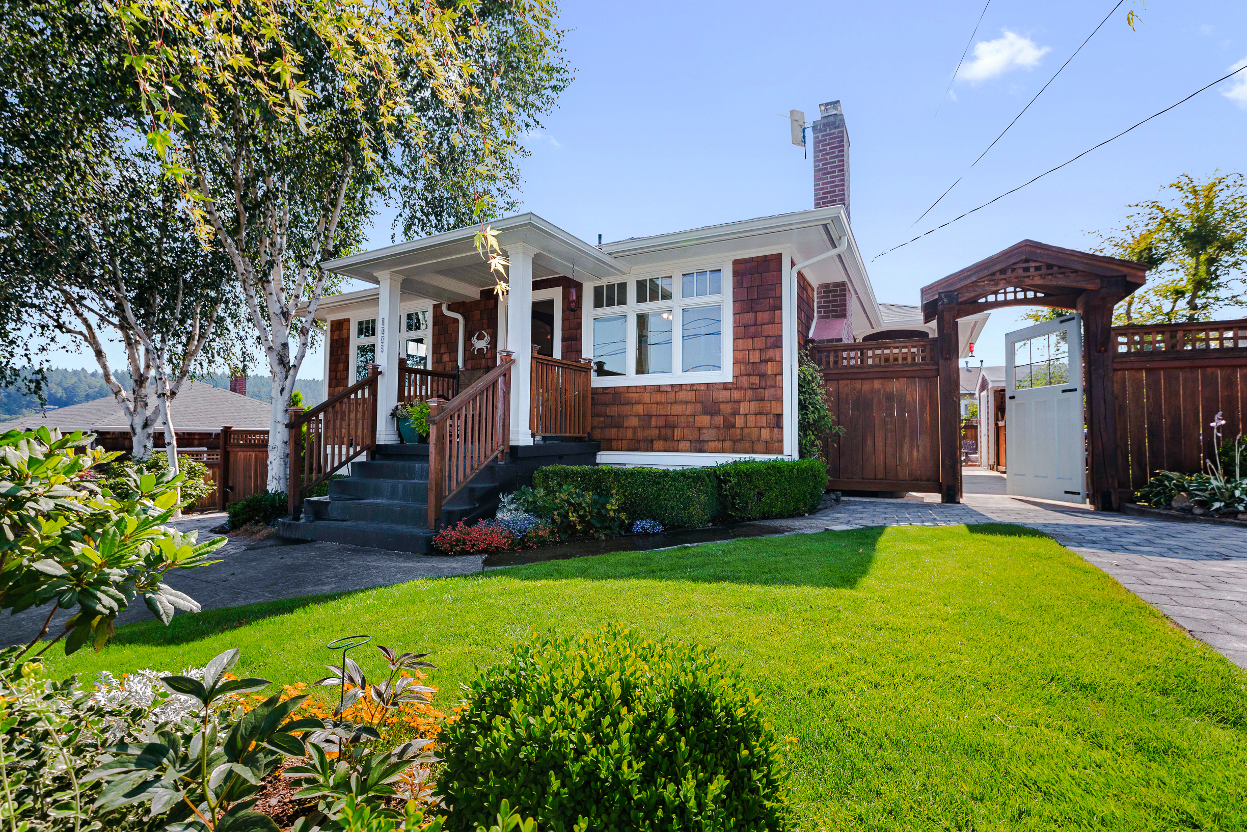 Property Photo:  8009 Dorotich St  WA 98335 