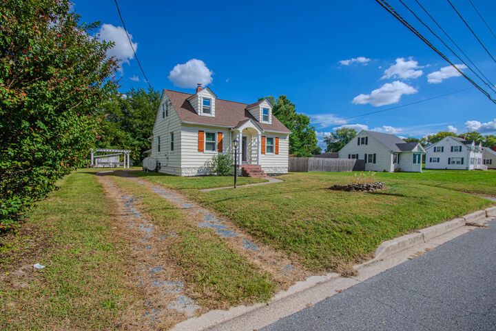 Property Photo:  115 Civic Avenue  MD 21804 