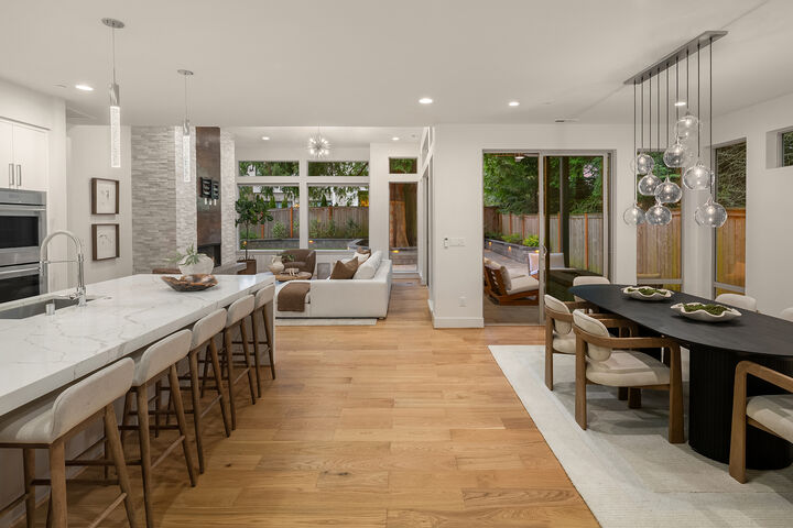 Property Photo:  8206  128th Avenue NE  WA 98033 