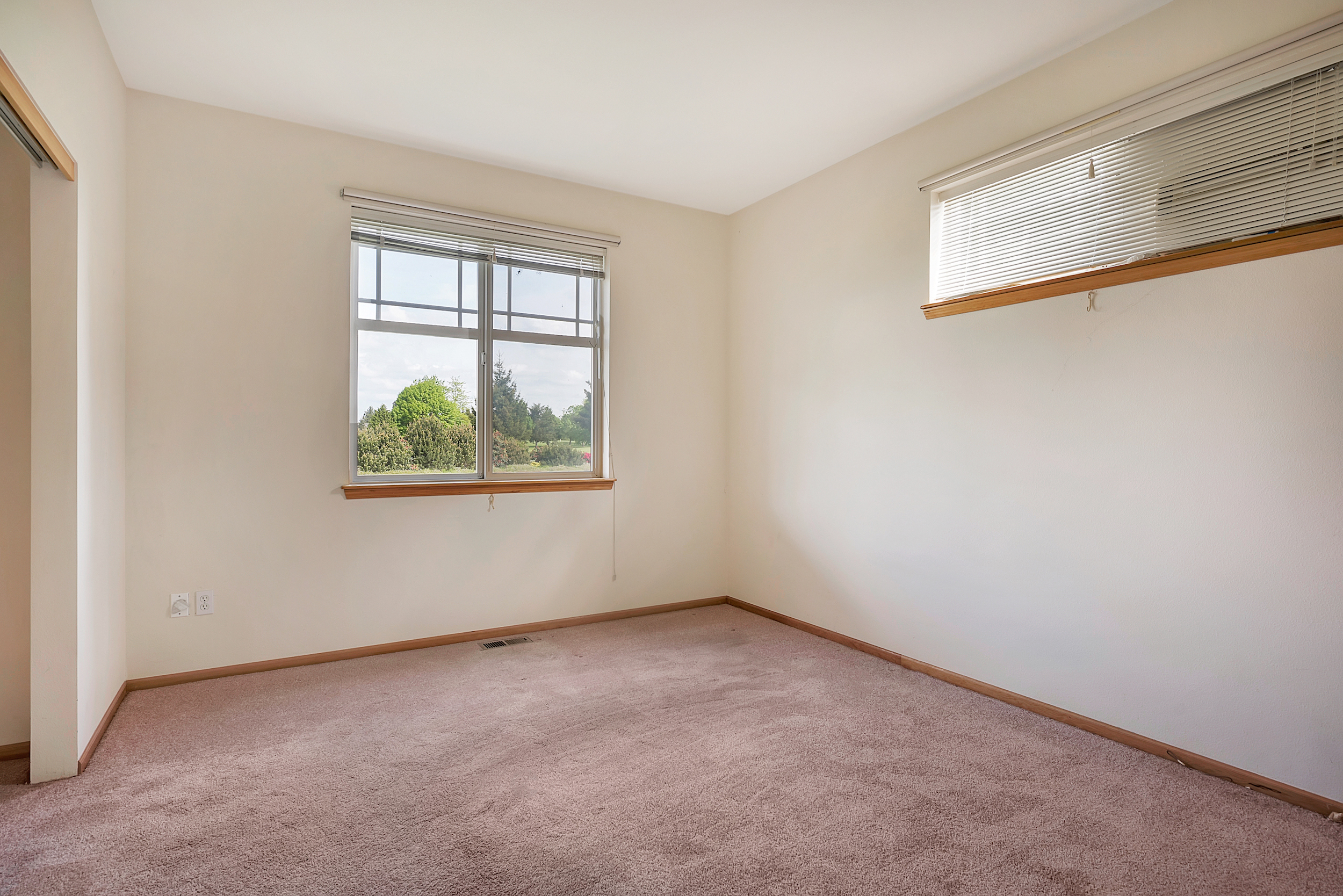 Property Photo: Interior 127 E Homestead Blvd  WA 98264 