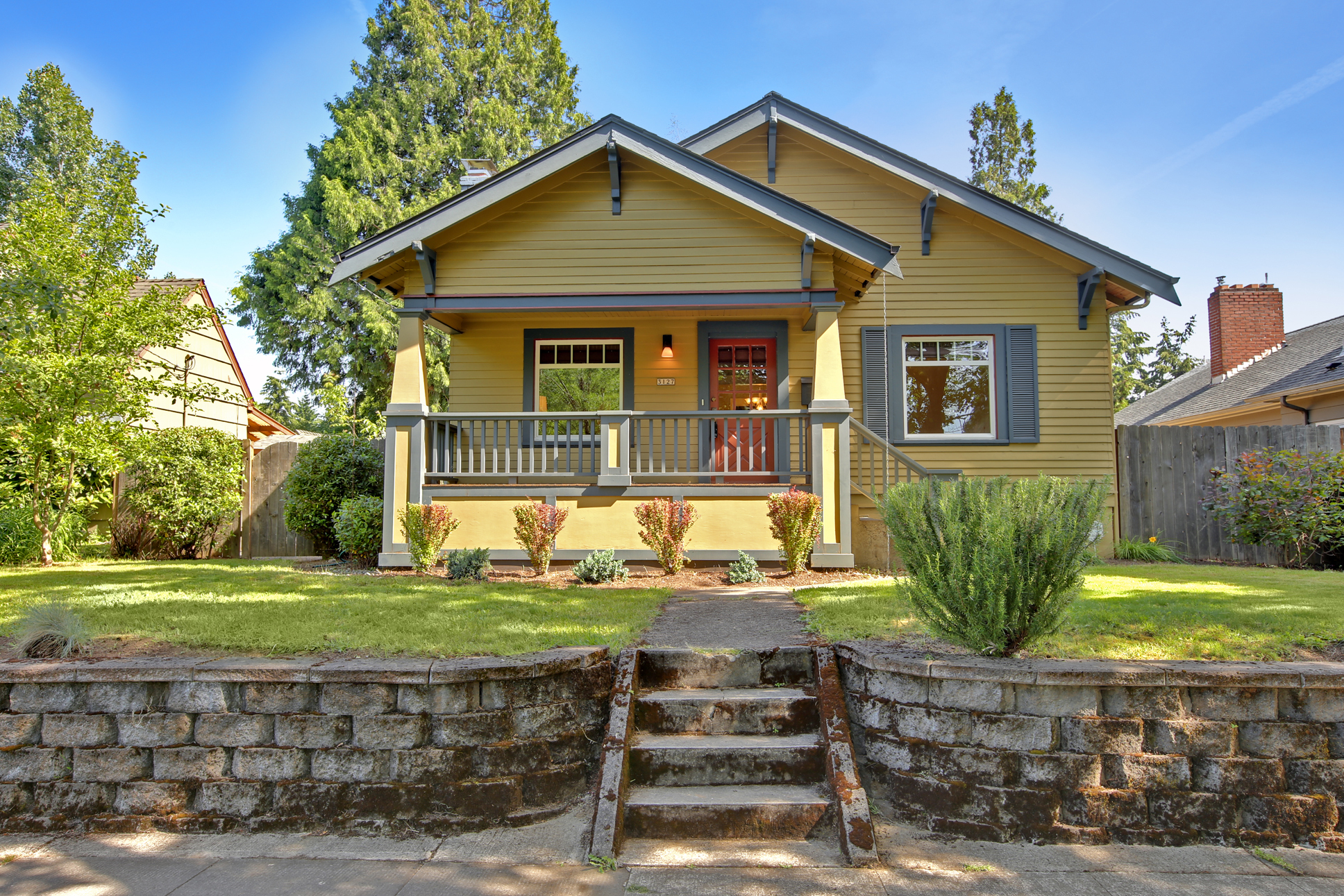 Property Photo: 3127 NE Ainsworth St OR 97211