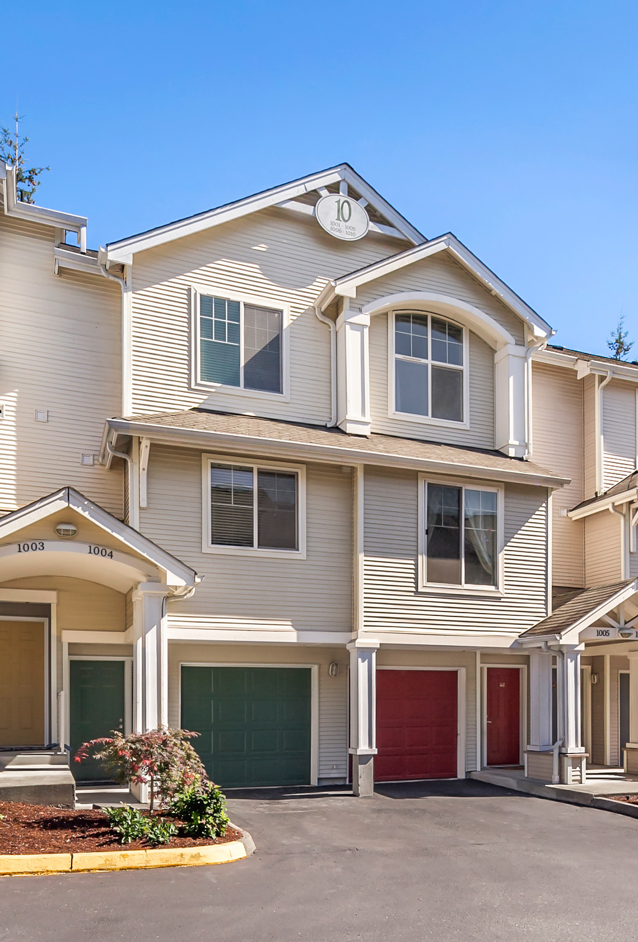 Property Photo: Sonoma villero townhome 16125 Juanita Woodinville Wy NE 1004  WA 98011 