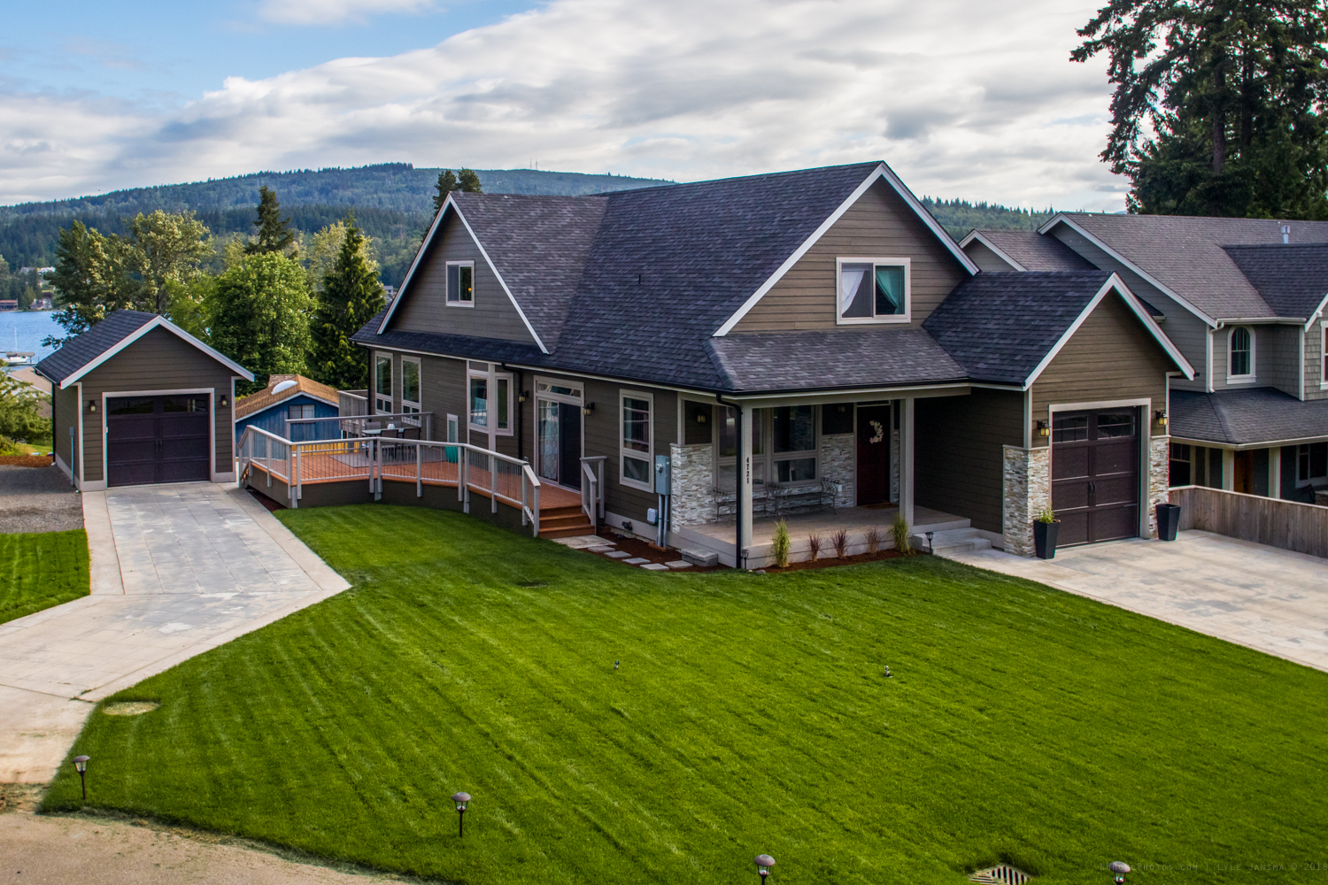 Property Photo:  4721 Fir Tree Wy  WA 98229 