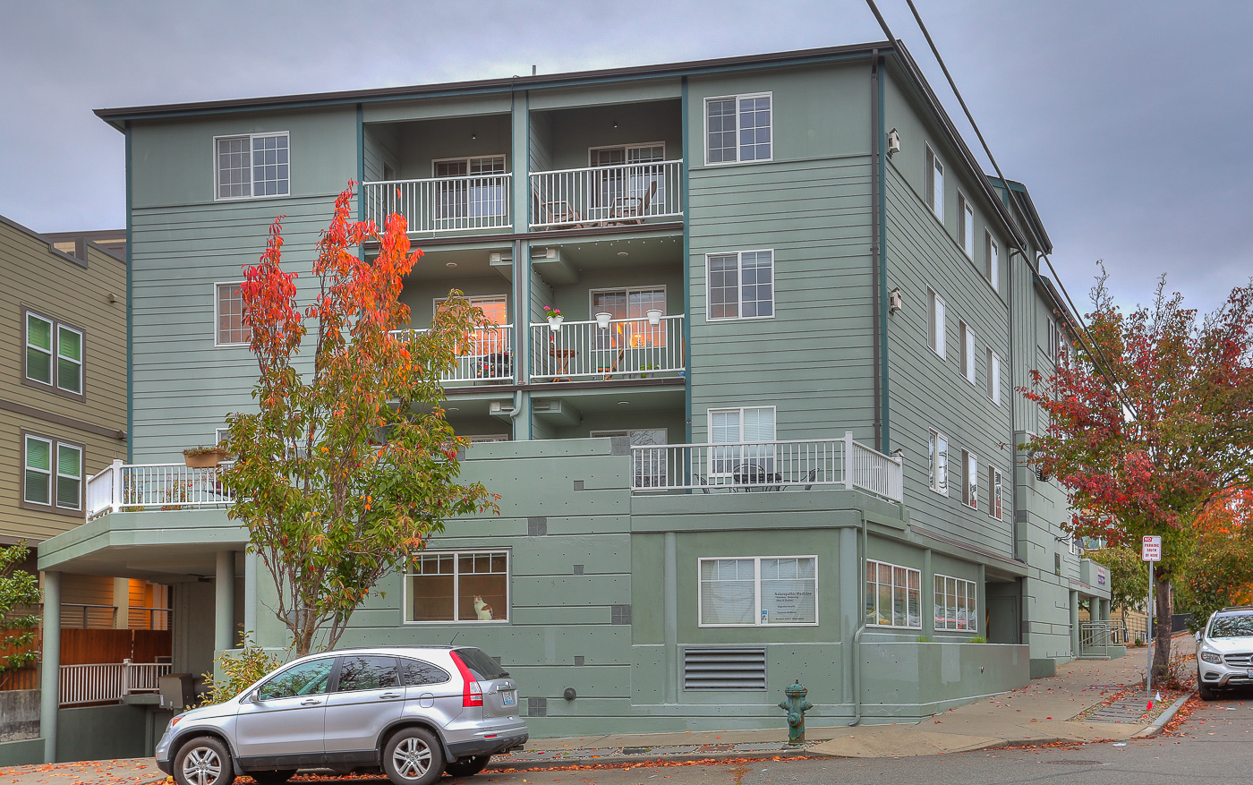 Property Photo: Greenlake Condo 7301 5th Ave NE 302  WA 98115 