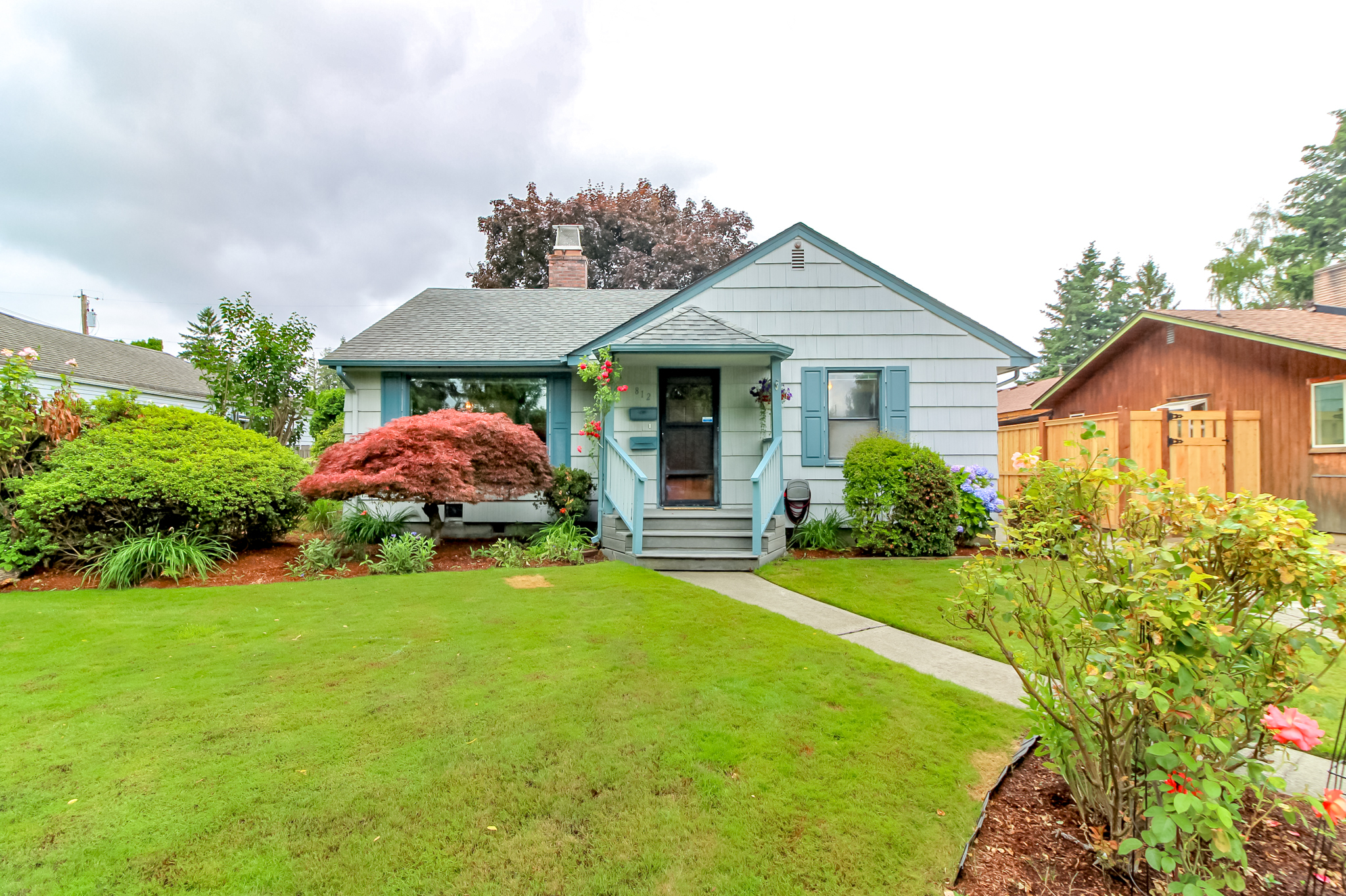 Property Photo:  812 Lewis Avenue  WA 98390 