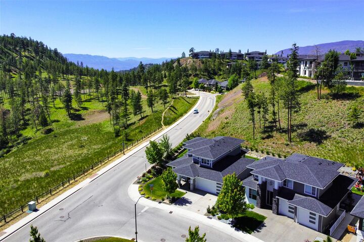 Property Photo: 218 Echo Ridge Drive BC V1V 0C9