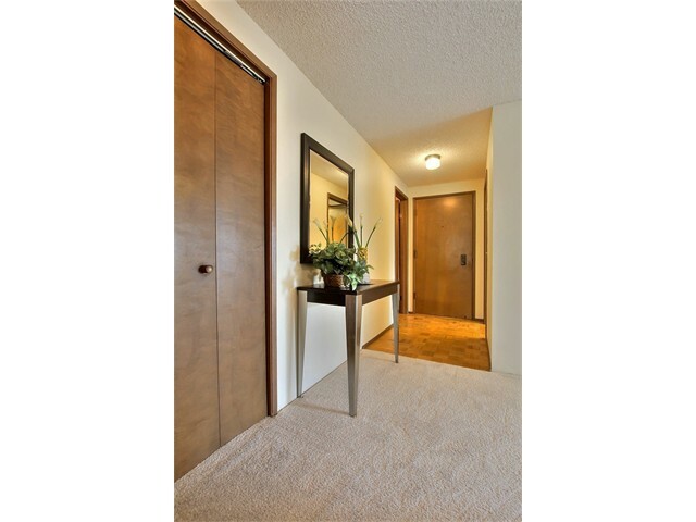 Property Photo: 1250 taylor ave n #206 1250 Taylor Ave N 206  WA 98109 