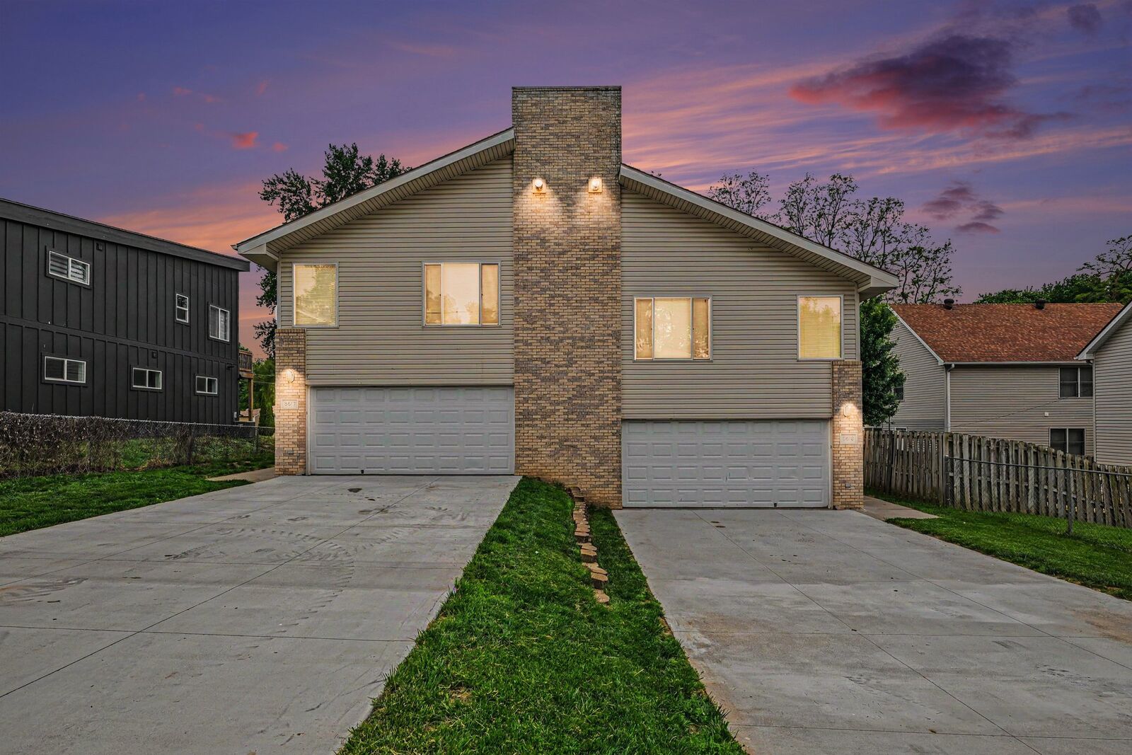 Property Photo: 5617 &Amp 5619 Decatur Street NE 68104
